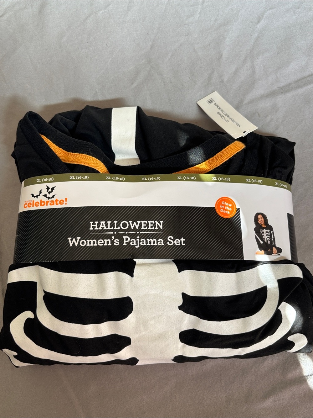 Halloween Women's Black & White Skeleton Pajama Set